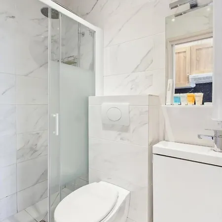 165 Denis - Superbe A Apartamento